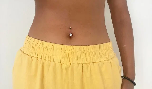outie belly button piercing